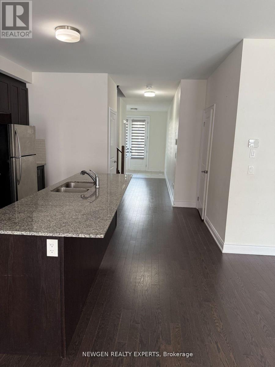 2126 Wilson Street, Innisfil, Ontario  L9S 0N7 - Photo 2 - N12514706