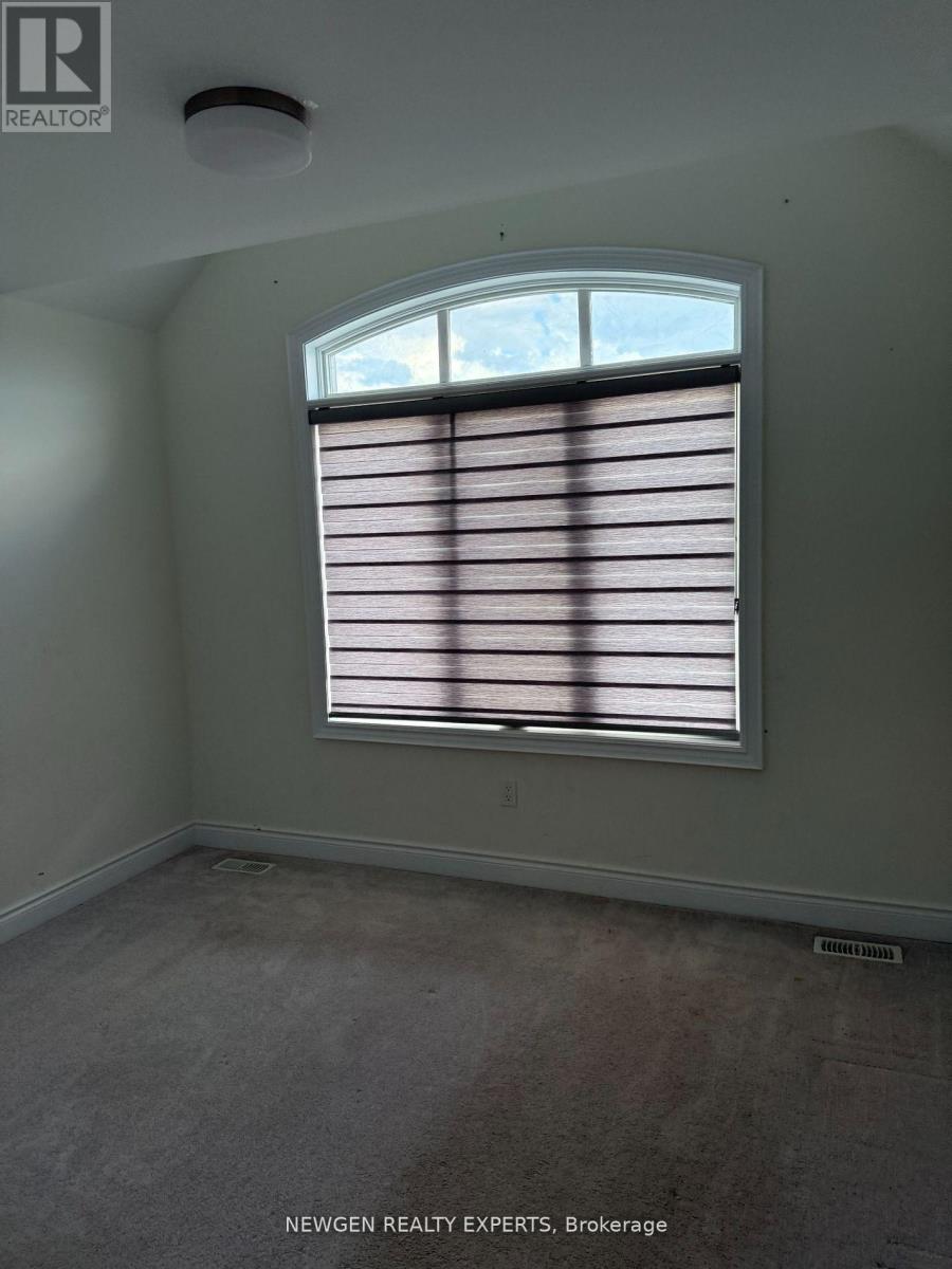 2126 Wilson Street, Innisfil, Ontario  L9S 0N7 - Photo 9 - N12514706