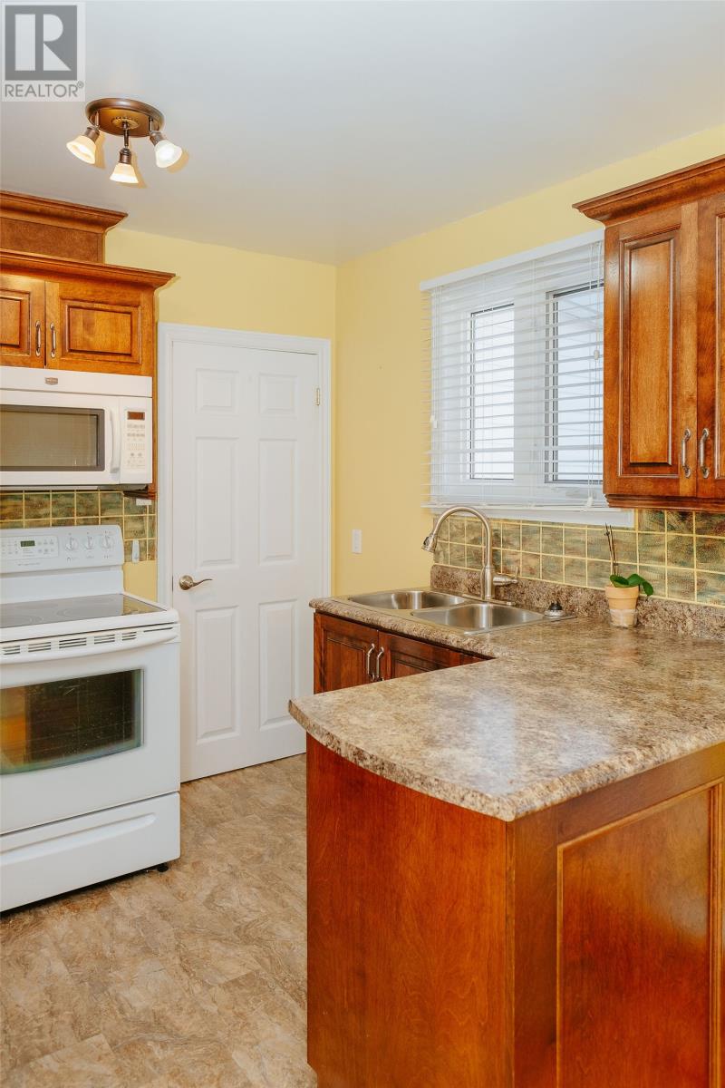 13 Solberg Crescent, Gander, Newfoundland & Labrador  A1V 2C5 - Photo 9 - 1292282