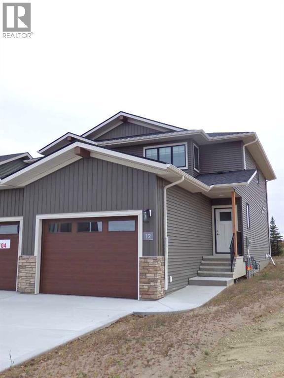 12 Springfield Boulevard, Sylvan Lake, Alberta  T4S 0S5 - Photo 2 - A2262560