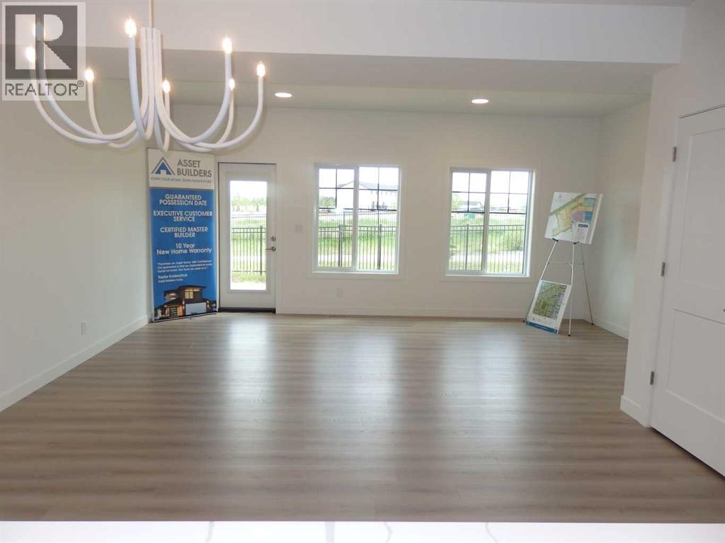 12 Springfield Boulevard, Sylvan Lake, Alberta  T4S 0S5 - Photo 6 - A2262560