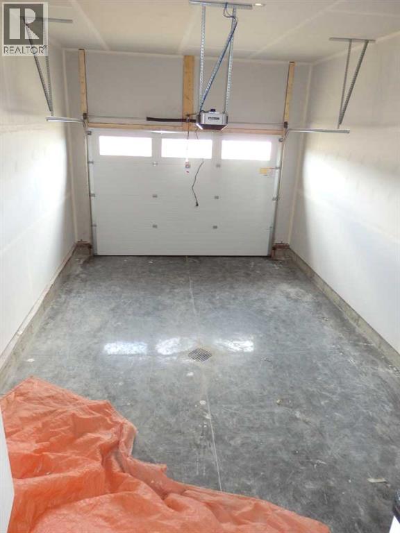 12 Springfield Boulevard, Sylvan Lake, Alberta  T4S 0S5 - Photo 40 - A2262560