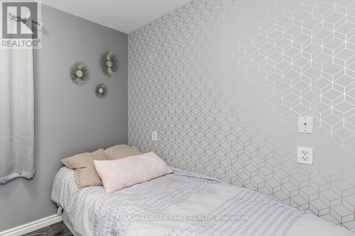 226 Queen Street, Midland, Ontario  L4R 3H1 - Photo 12 - S12514514