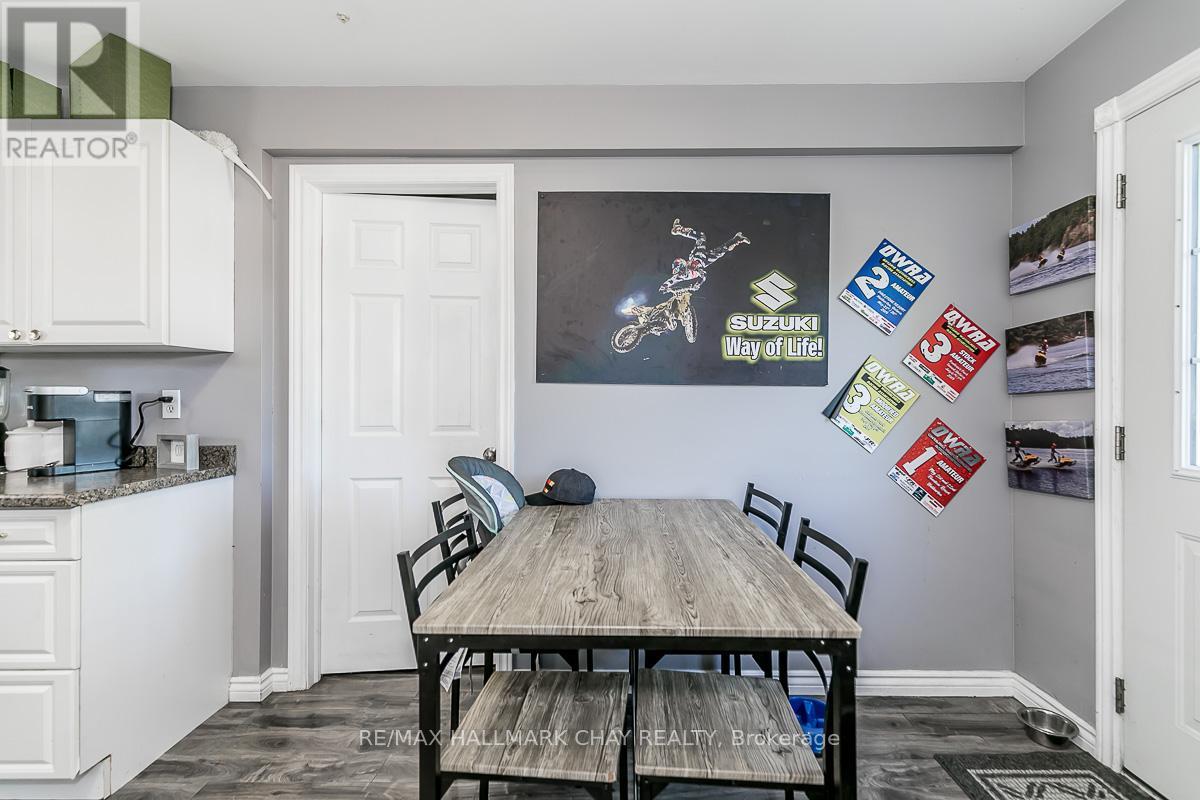 226 Queen Street, Midland, Ontario  L4R 3H1 - Photo 3 - S12514514