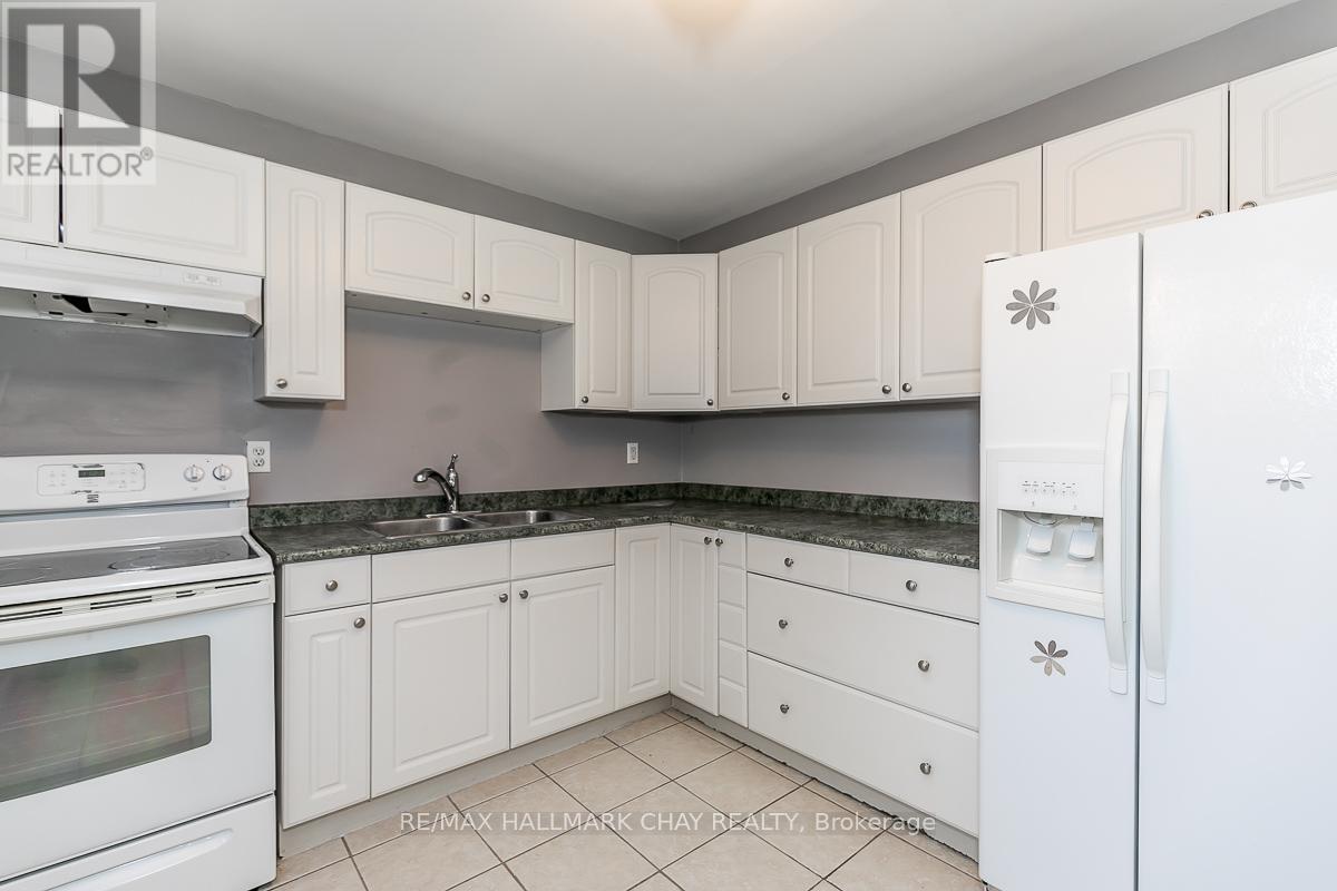 226 Queen Street, Midland, Ontario  L4R 3H1 - Photo 37 - S12514514