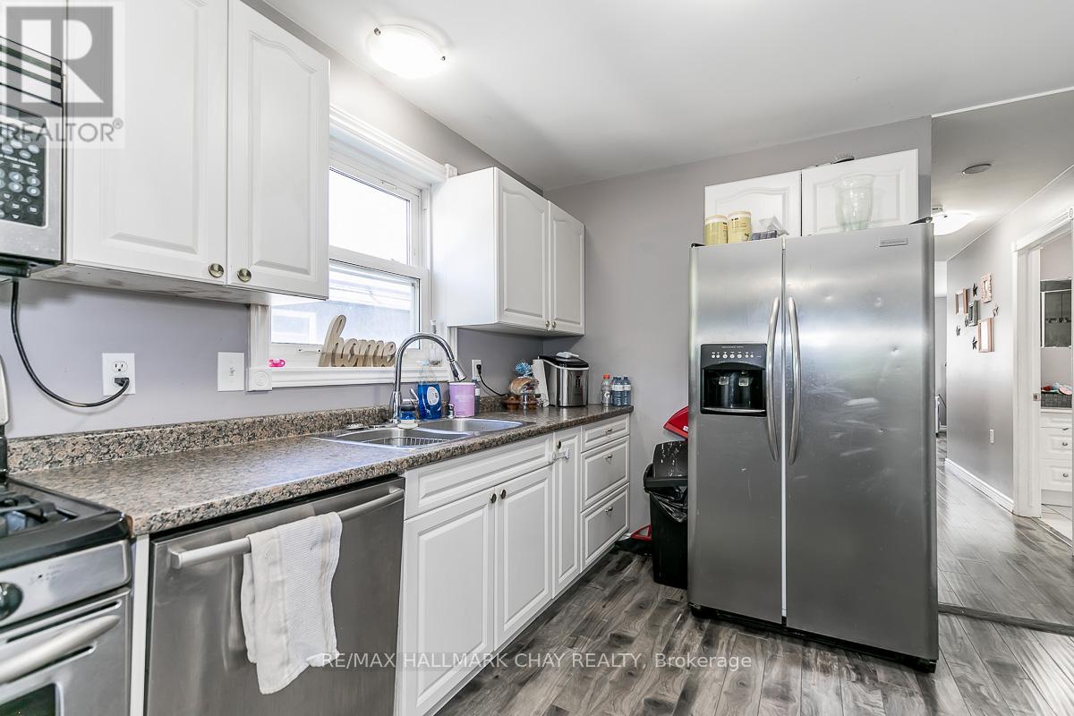 226 Queen Street, Midland, Ontario  L4R 3H1 - Photo 6 - S12514514