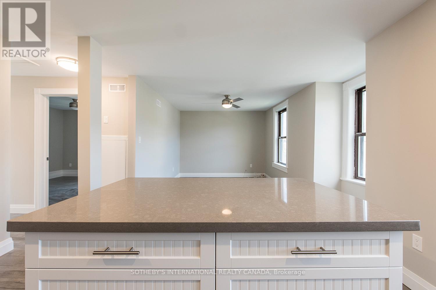 Unit 2 (Upper) - 254 Cedar Street, Collingwood, Ontario  L9Y 3A8 - Photo 14 - S12514618