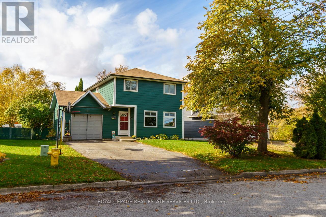 114 Elizabeth Street, Barrie, Ontario  L4N 6P2 - Photo 1 - S12514630