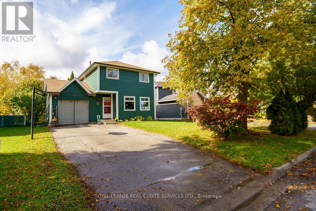 114 Elizabeth Street, Barrie, Ontario  L4N 6P2 - Photo 2 - S12514630