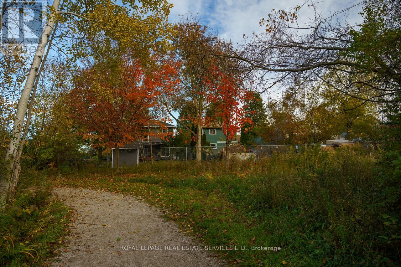 114 Elizabeth Street, Barrie, Ontario  L4N 6P2 - Photo 31 - S12514630