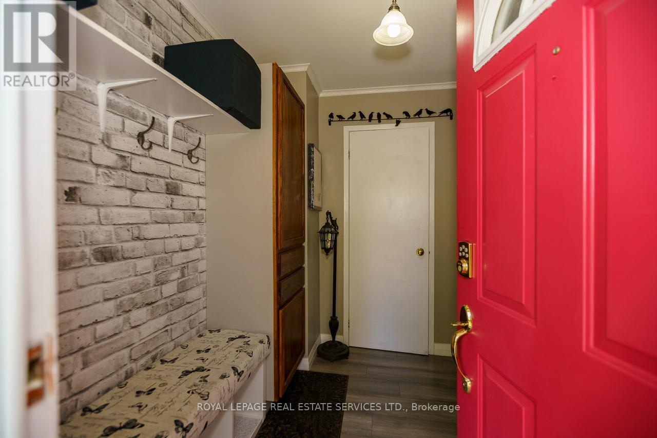 114 Elizabeth Street, Barrie, Ontario  L4N 6P2 - Photo 5 - S12514630