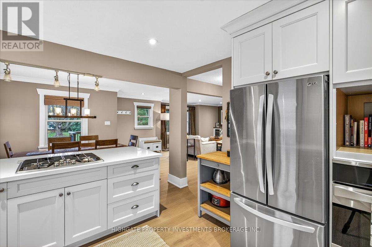 75 Dundonald Street N, Barrie, Ontario  L4M 3T2 - Photo 16 - S12514686