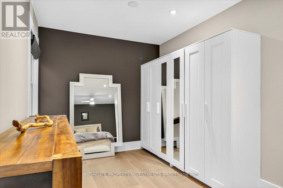 75 Dundonald Street N, Barrie, Ontario  L4M 3T2 - Photo 23 - S12514686