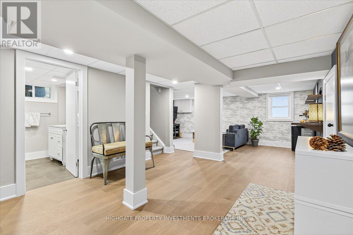 75 Dundonald Street N, Barrie, Ontario  L4M 3T2 - Photo 27 - S12514686