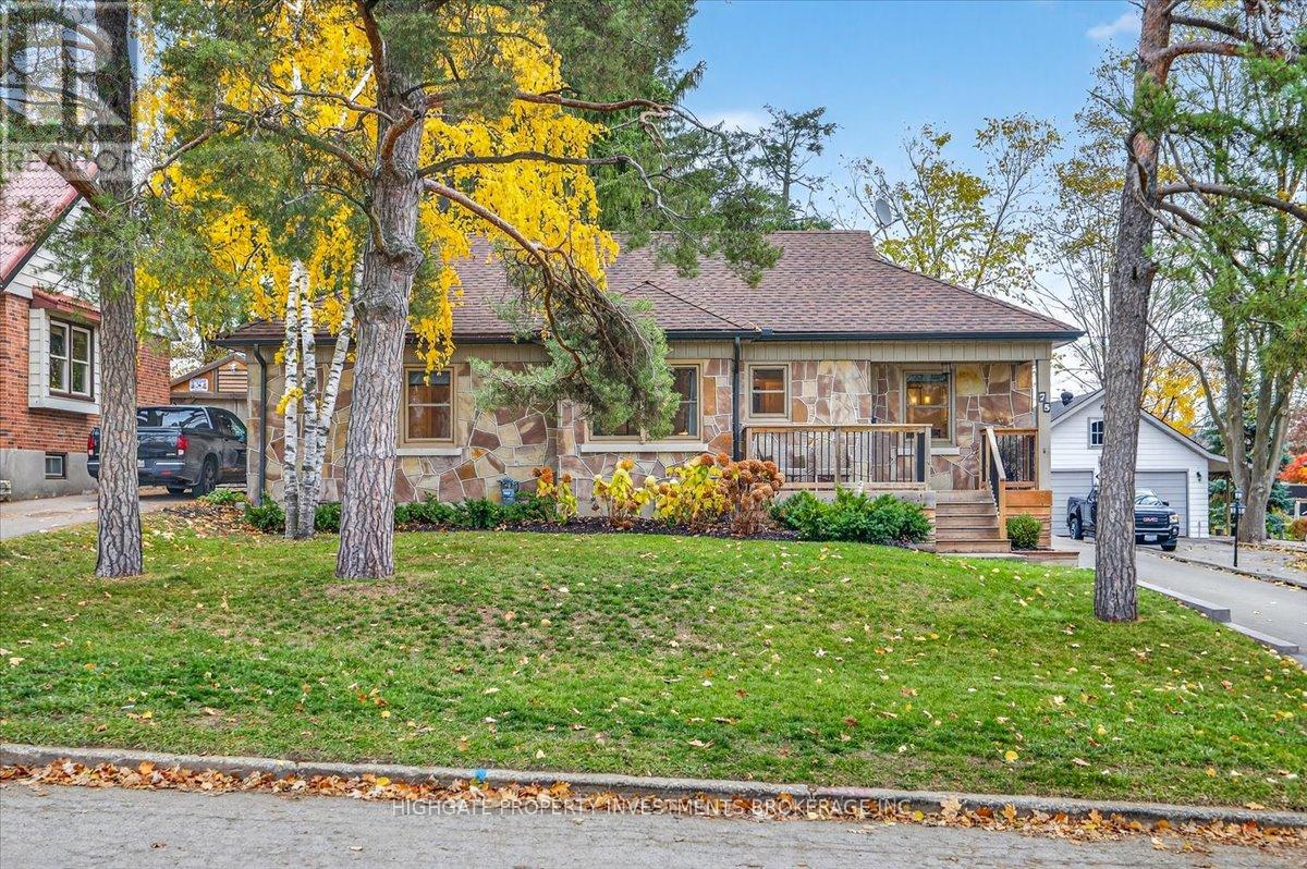 75 Dundonald Street N, Barrie, Ontario  L4M 3T2 - Photo 3 - S12514686