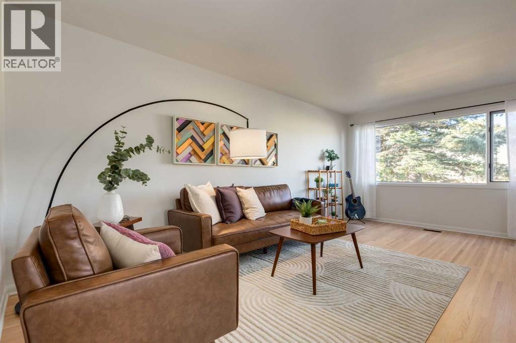 Property at 126 Winston Drive SW image 3