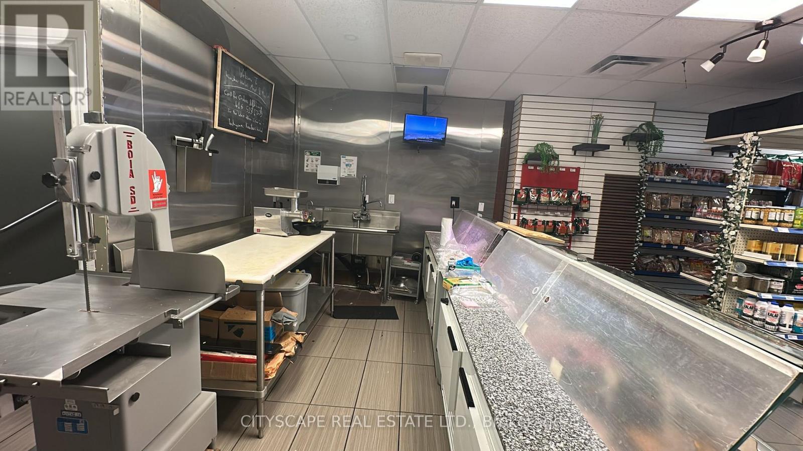 1 - 9149 Derry Road W, Milton, Ontario  L9T 7Y9 - Photo 3 - W12514456