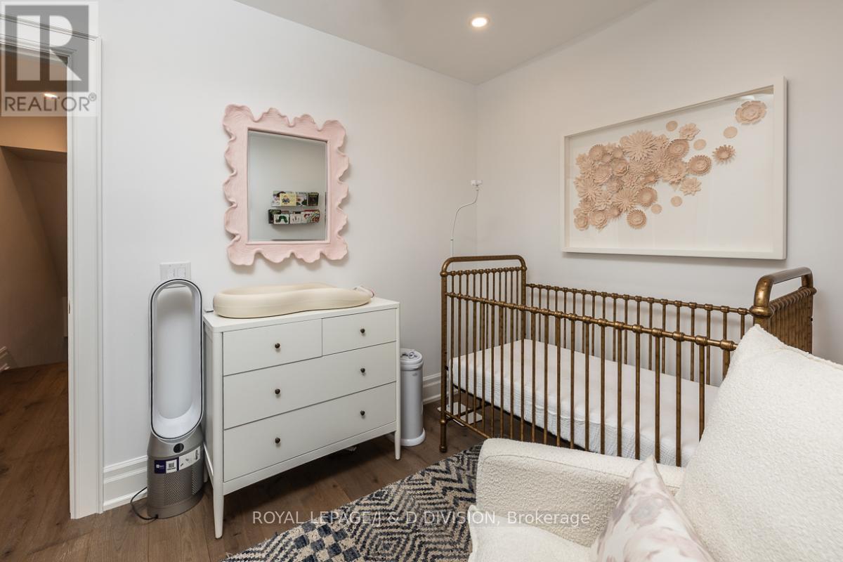 102 Shaftesbury Avenue, Toronto, Ontario  M4T 1A5 - Photo 23 - C12514494