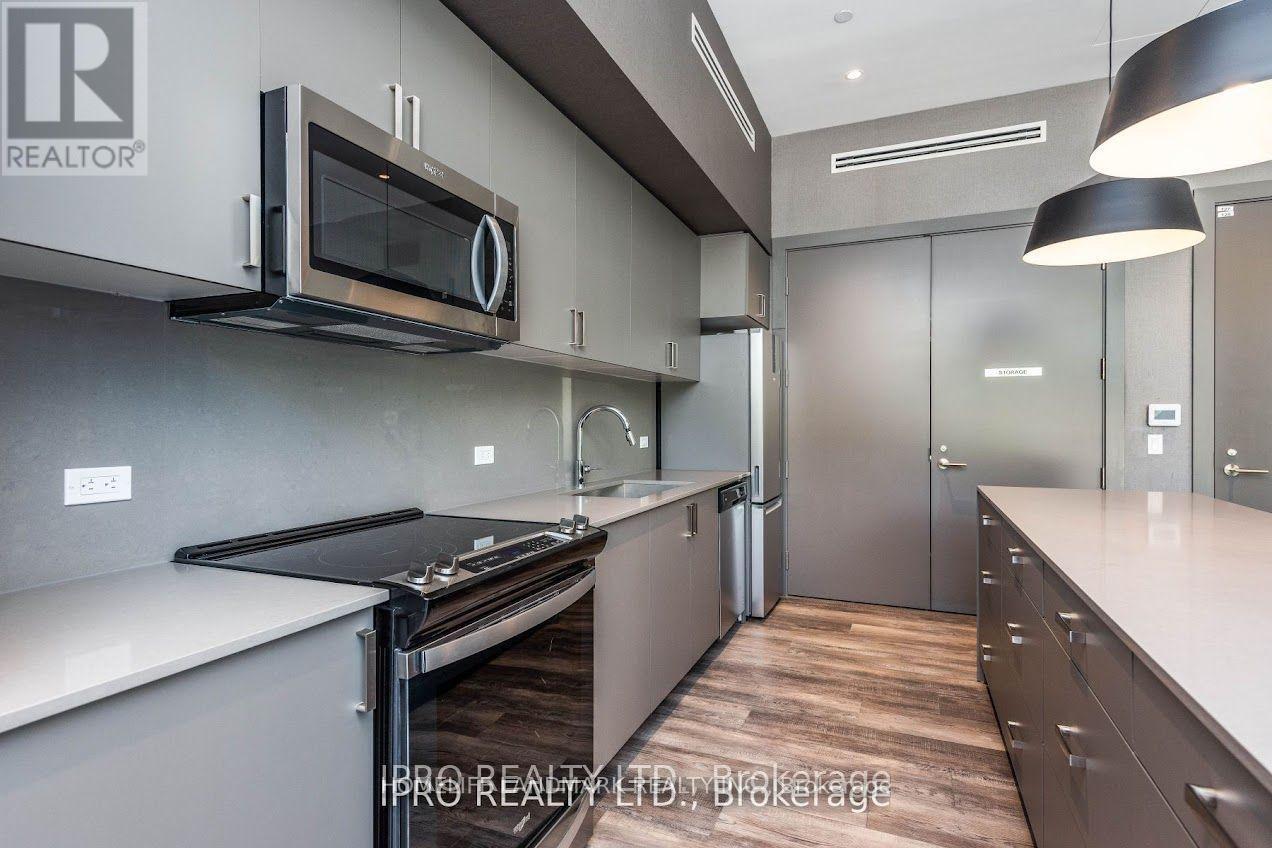 6 - 10 Wilby Crescent, Toronto, Ontario  M9N 0B6 - Photo 3 - W12514470