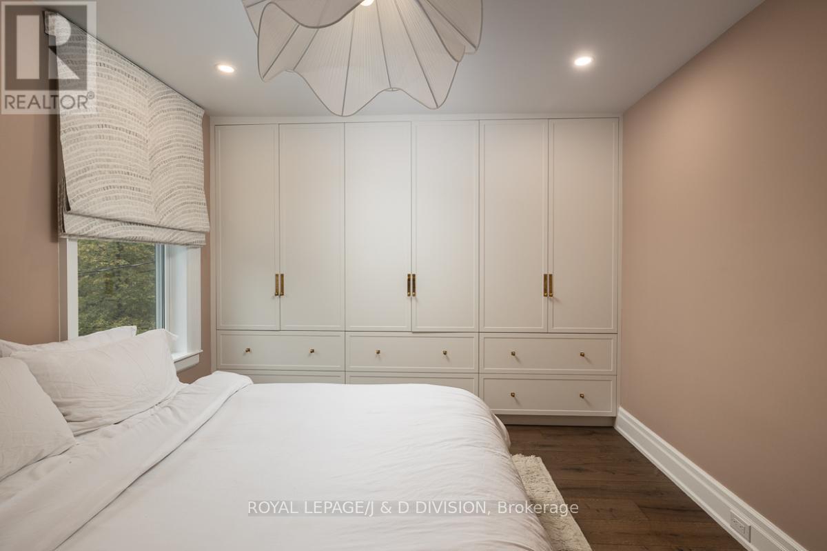 102 Shaftesbury Avenue, Toronto, Ontario  M4T 1A5 - Photo 29 - C12514494