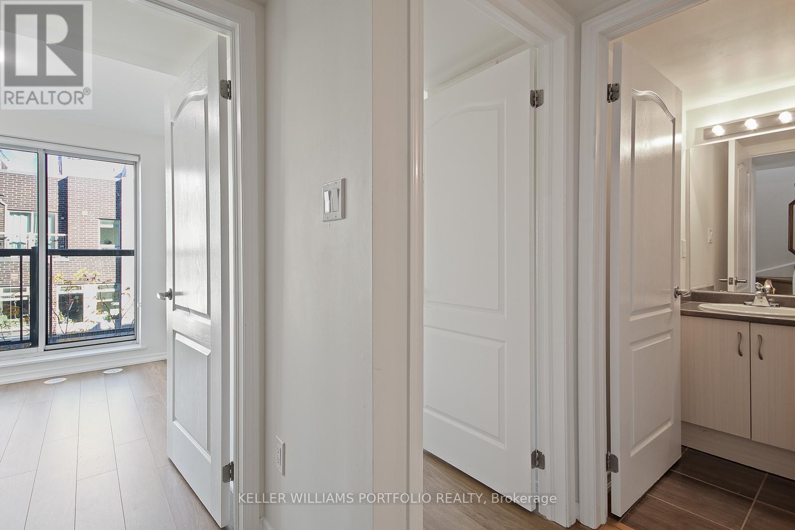 223 - 7 Applewood Lane, Toronto, Ontario  M9C 0C1 - Photo 21 - W12514472