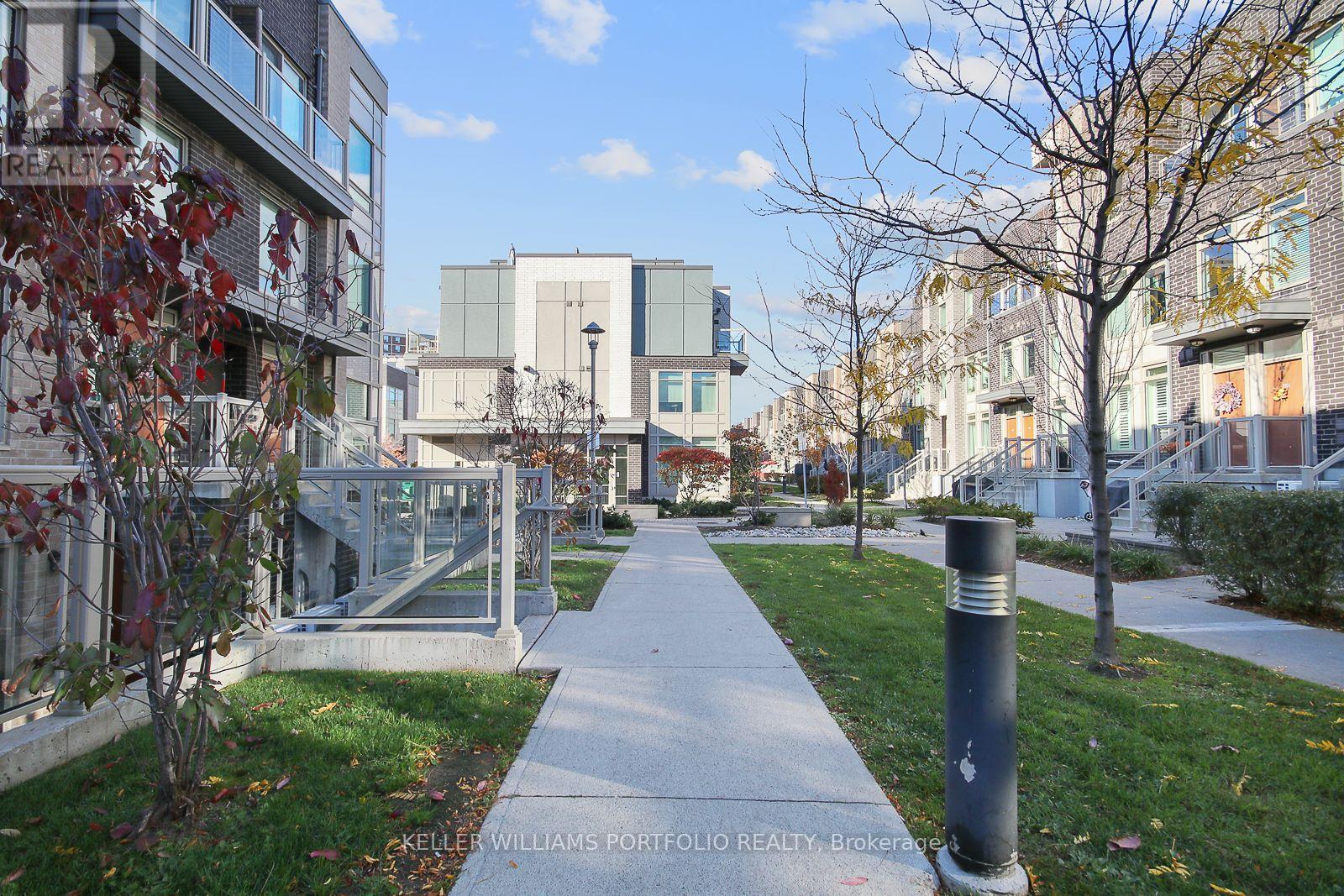 223 - 7 Applewood Lane, Toronto, Ontario  M9C 0C1 - Photo 4 - W12514472