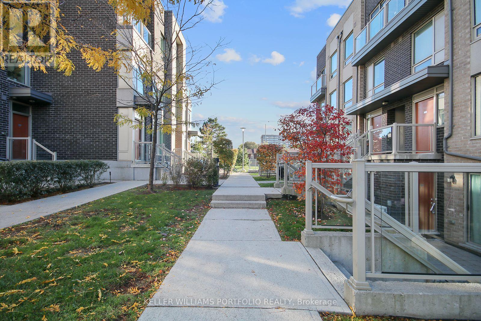 223 - 7 Applewood Lane, Toronto, Ontario  M9C 0C1 - Photo 5 - W12514472