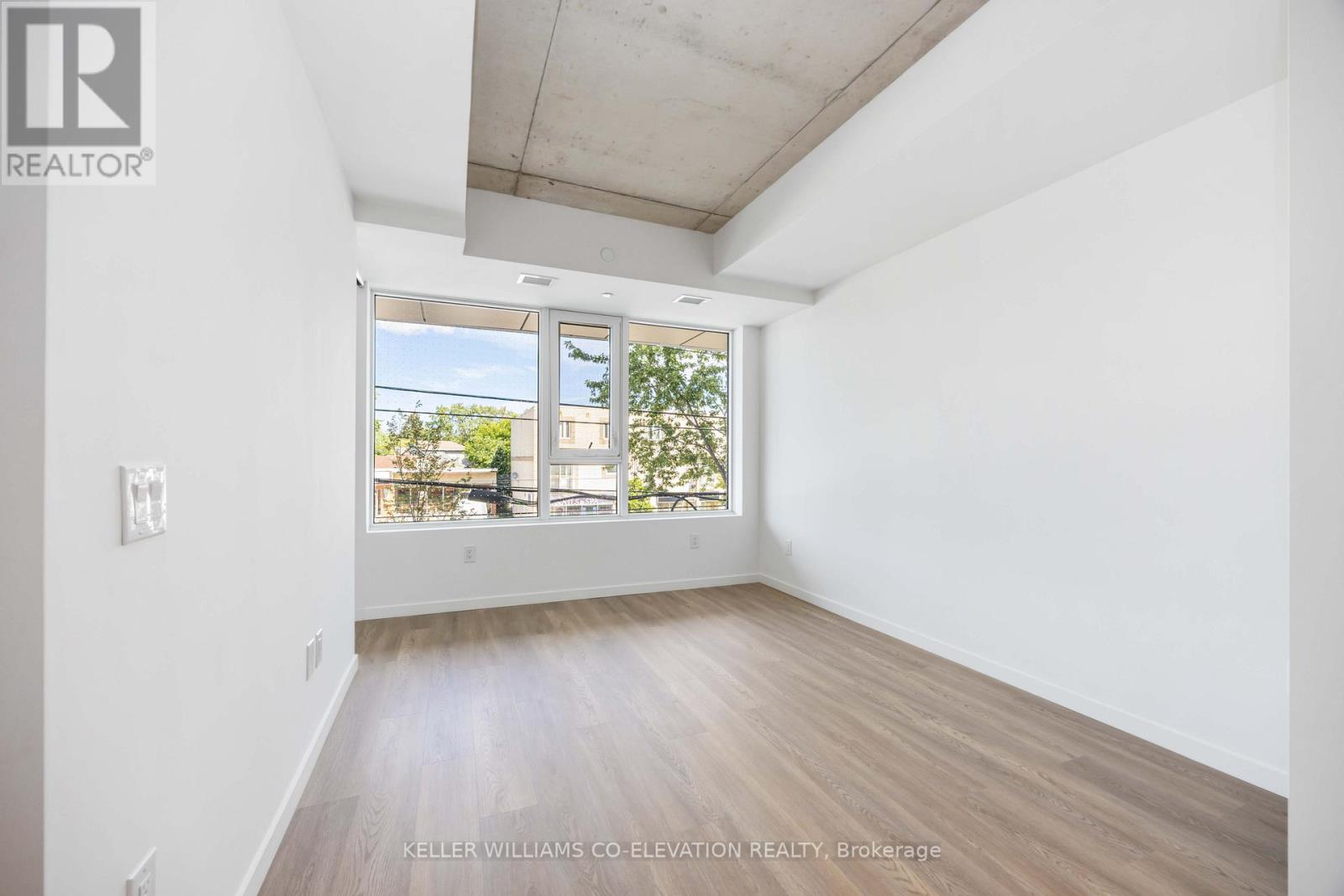 219 - 689 The Queensway Street, Toronto, Ontario  M8Y 1L1 - Photo 16 - W12514482