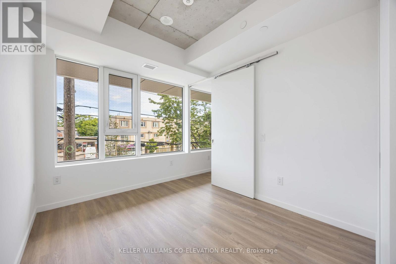 219 - 689 The Queensway Street, Toronto, Ontario  M8Y 1L1 - Photo 20 - W12514482