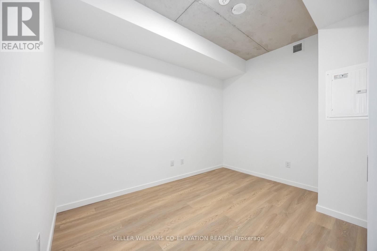 219 - 689 The Queensway Street, Toronto, Ontario  M8Y 1L1 - Photo 21 - W12514482