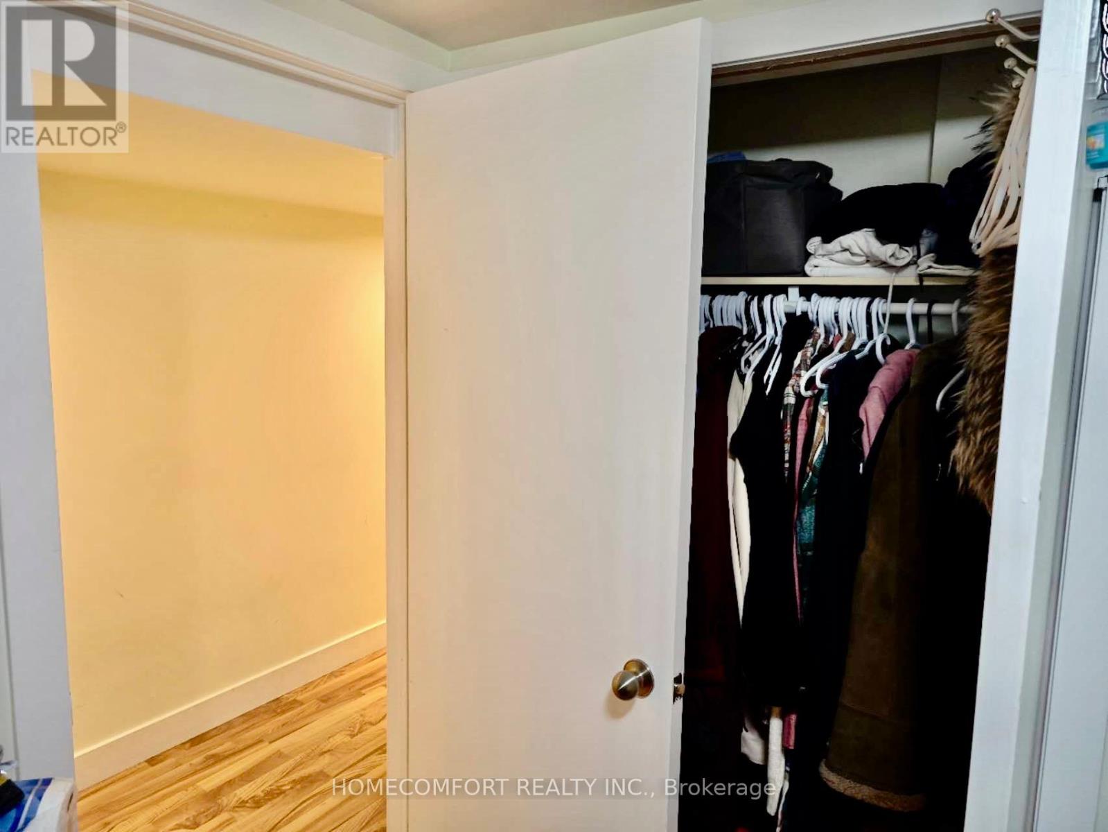 Lower - 178 Rosemount Avenue, Toronto, Ontario  M6H 2M9 - Photo 12 - W12514508