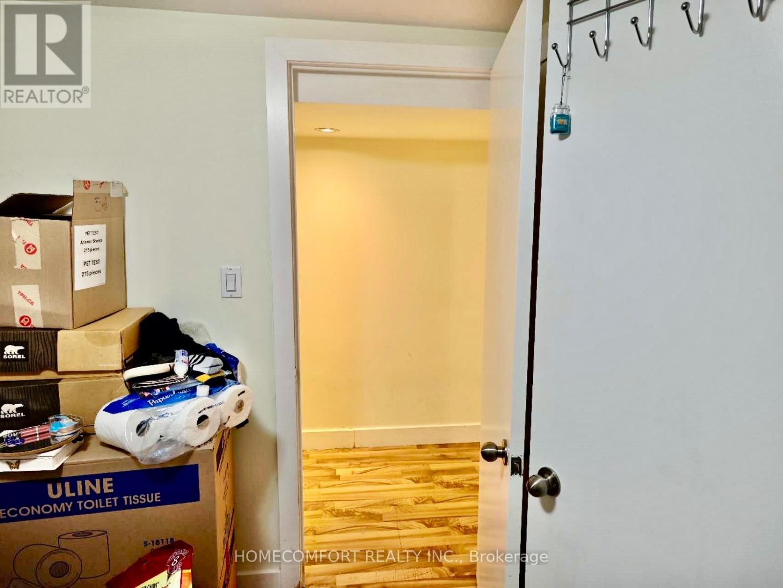 Lower - 178 Rosemount Avenue, Toronto, Ontario  M6H 2M9 - Photo 13 - W12514508