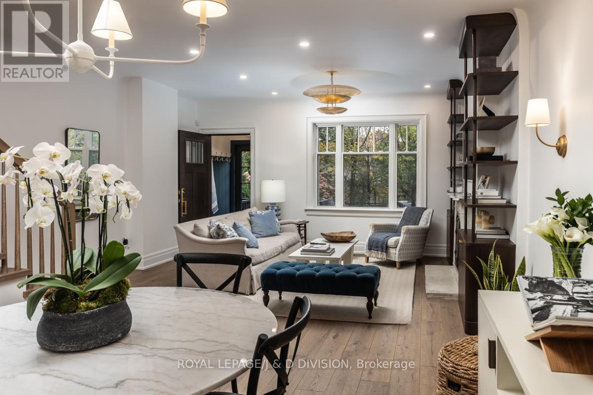 102 Shaftesbury Avenue, Toronto, Ontario  M4T 1A5 - Photo 8 - C12514494