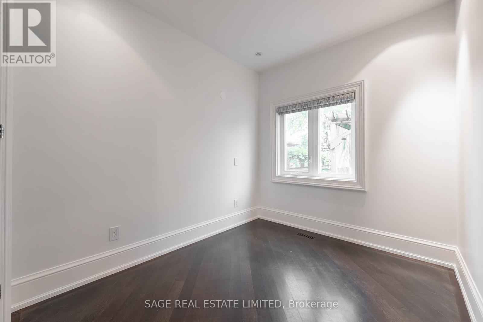 170 Silverthorne Avenue, Toronto, Ontario  M6N 3K3 - Photo 18 - W12514534