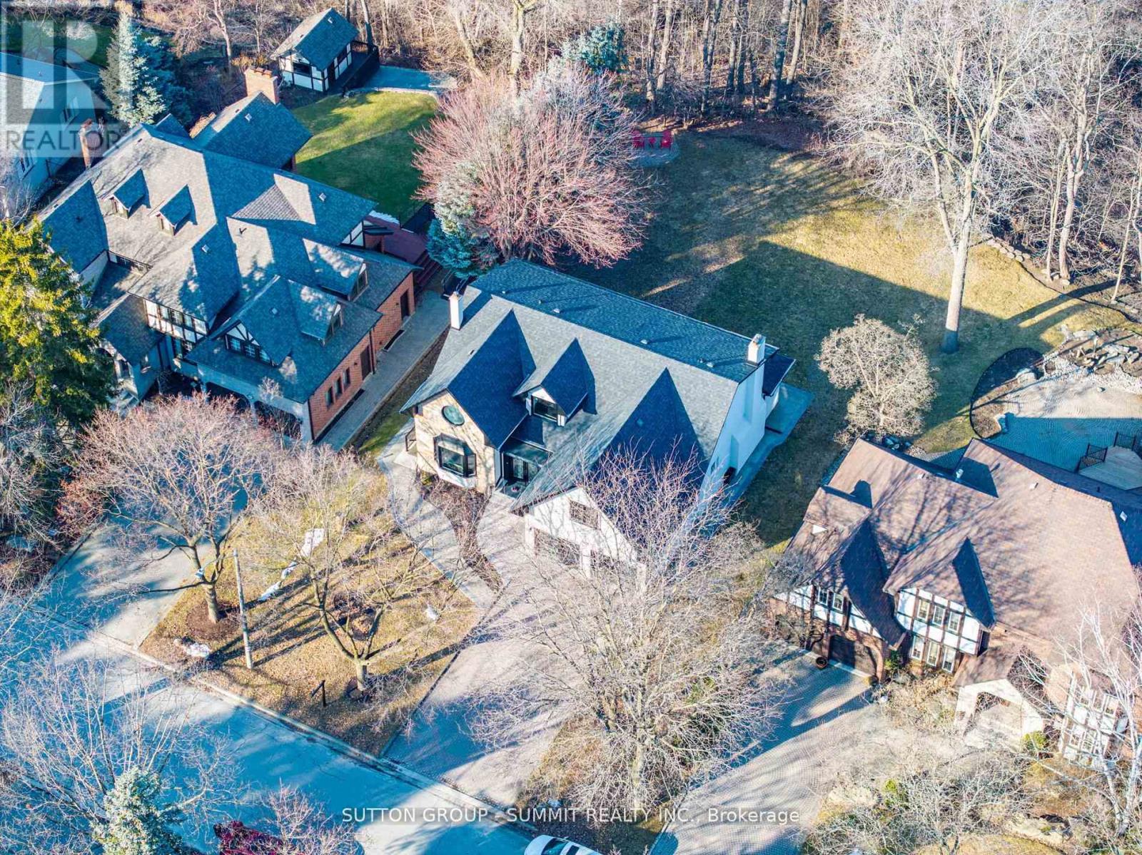 Property at 4073 SUMMIT COURT image 3