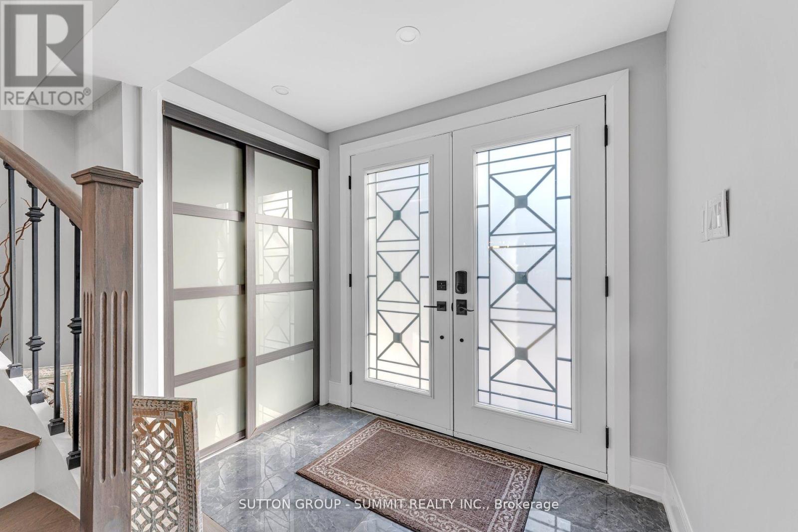 4073 Summit Court, Mississauga, Ontario  L5L 3C2 - Photo 7 - W12514542