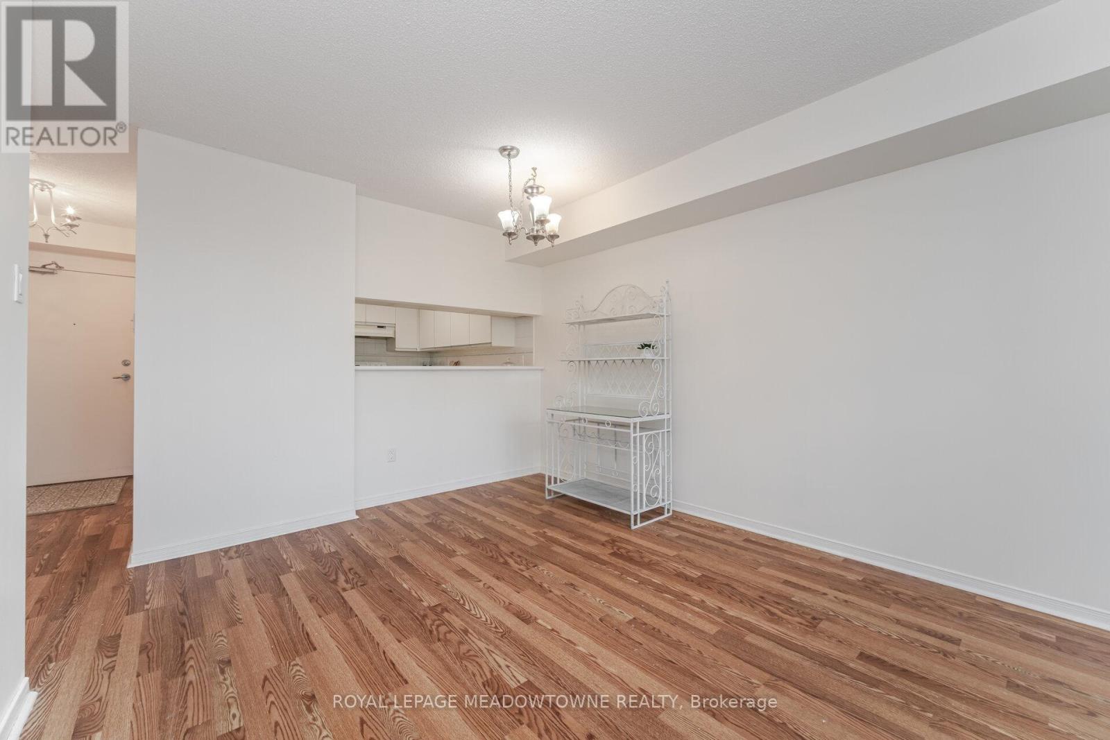 406 - 75 King Street E, Mississauga, Ontario  L5A 4G5 - Photo 16 - W12514576