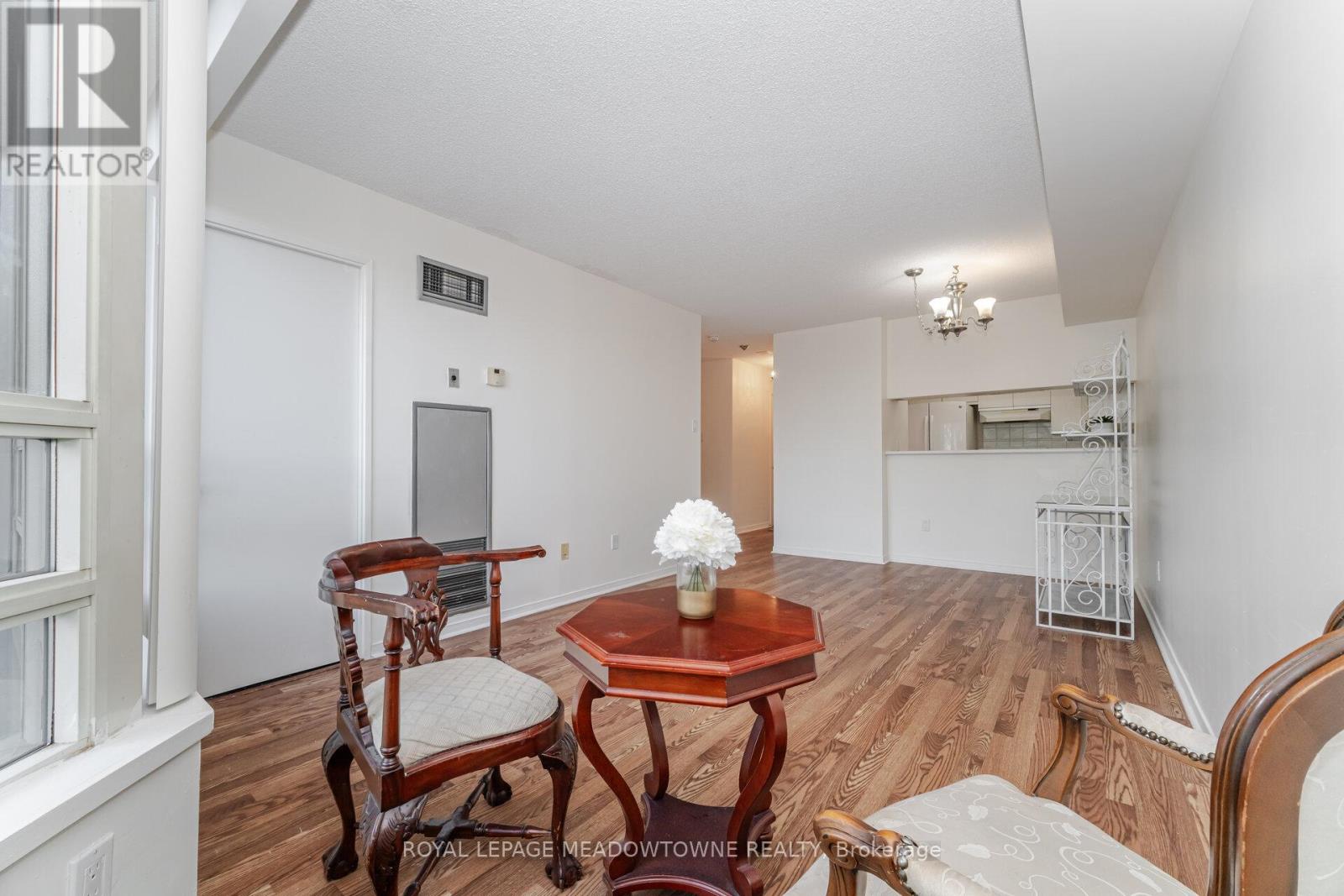 406 - 75 King Street E, Mississauga, Ontario  L5A 4G5 - Photo 22 - W12514576