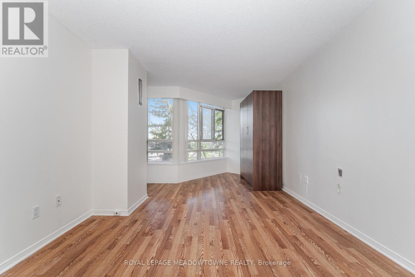 406 - 75 King Street E, Mississauga, Ontario  L5A 4G5 - Photo 24 - W12514576