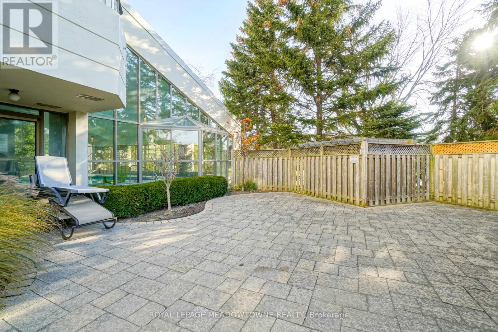 406 - 75 King Street E, Mississauga, Ontario  L5A 4G5 - Photo 37 - W12514576