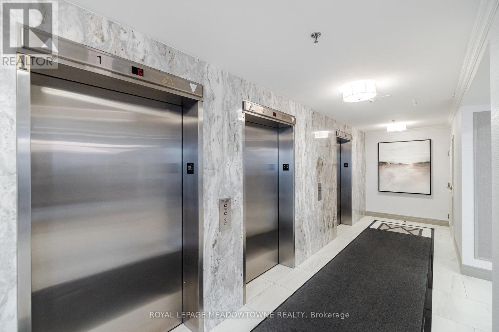 406 - 75 King Street E, Mississauga, Ontario  L5A 4G5 - Photo 5 - W12514576