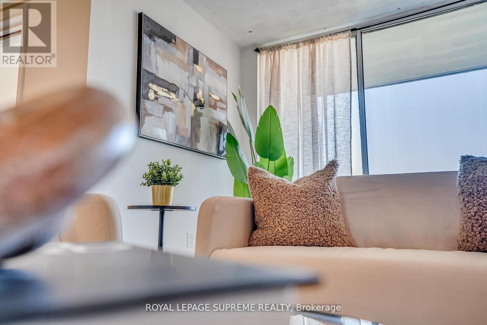 1202 - 85 Emmett Avenue, Toronto, Ontario  M6M 5A2 - Photo 11 - W12514582