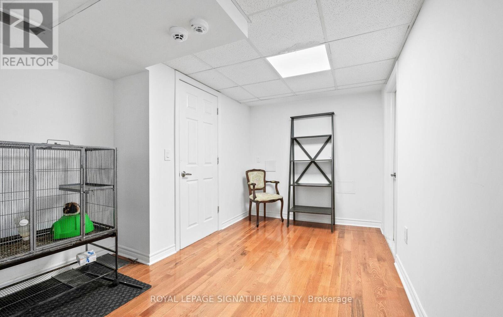 16 Kingsborough Crescent, Toronto, Ontario  M9R 2T9 - Photo 35 - W12514586