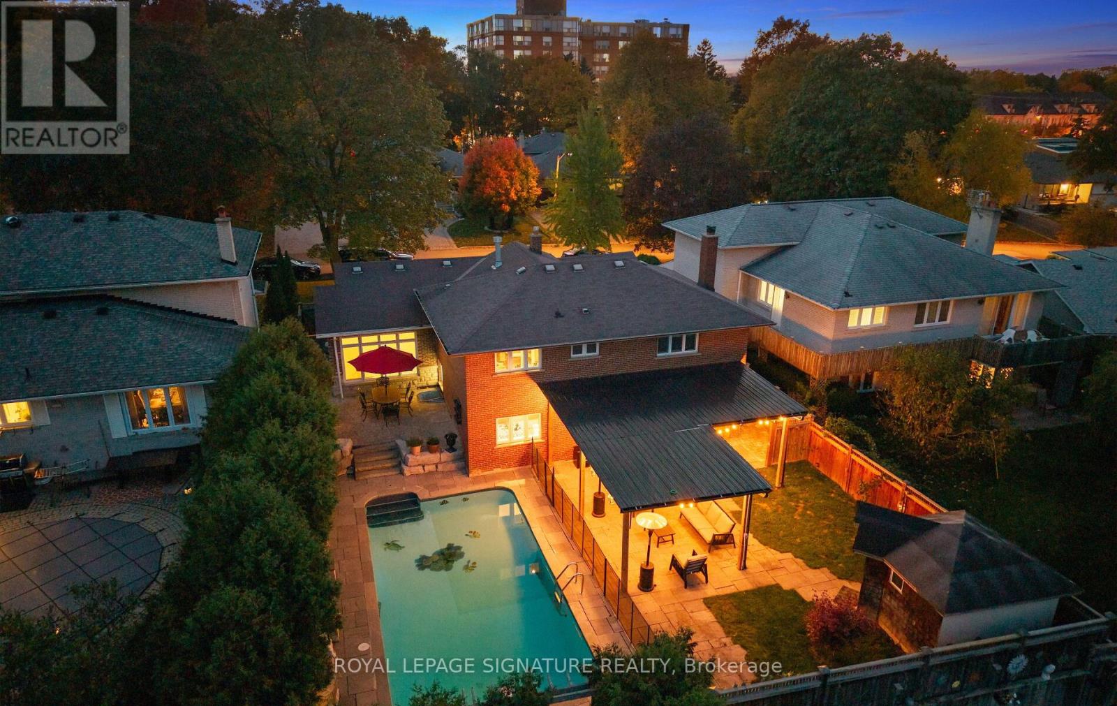 16 Kingsborough Crescent, Toronto, Ontario  M9R 2T9 - Photo 46 - W12514586