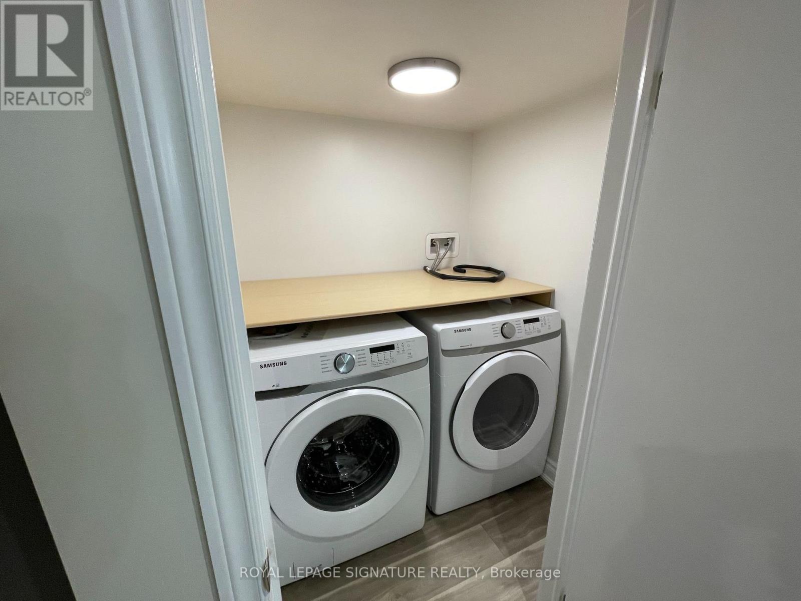 Lower - 262 Annette Street, Toronto, Ontario  M6P 1R1 - Photo 8 - W12514636