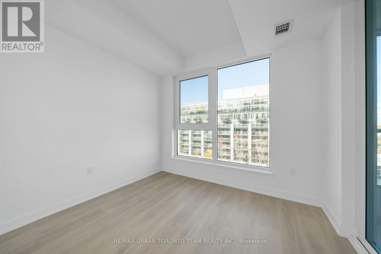 524 - 1037 The Queensway, Toronto, Ontario  M8Z 6C7 - Photo 12 - W12514640