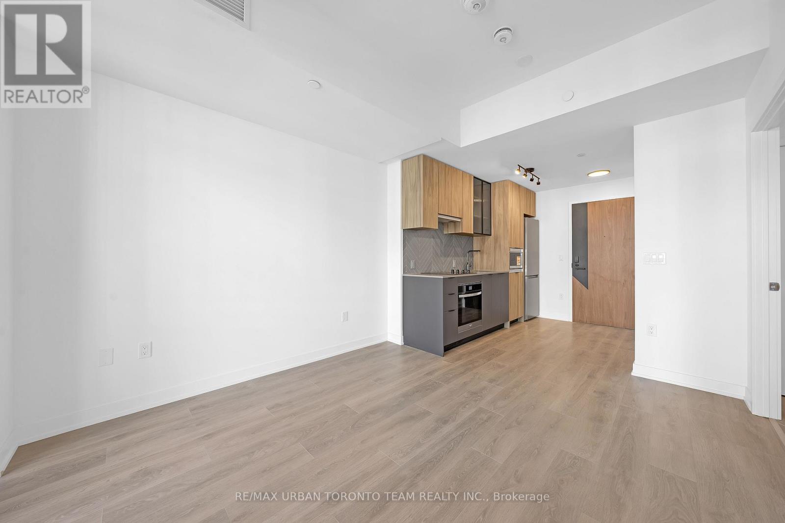 524 - 1037 The Queensway, Toronto, Ontario  M8Z 6C7 - Photo 9 - W12514640