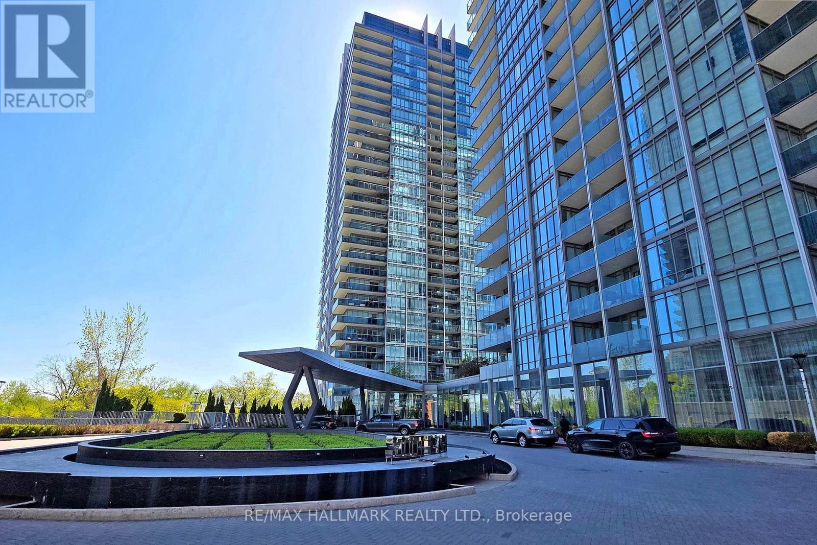 608 - 90 Park Lawn Road, Toronto, Ontario  M8Y 0B6 - Photo 2 - W12514646