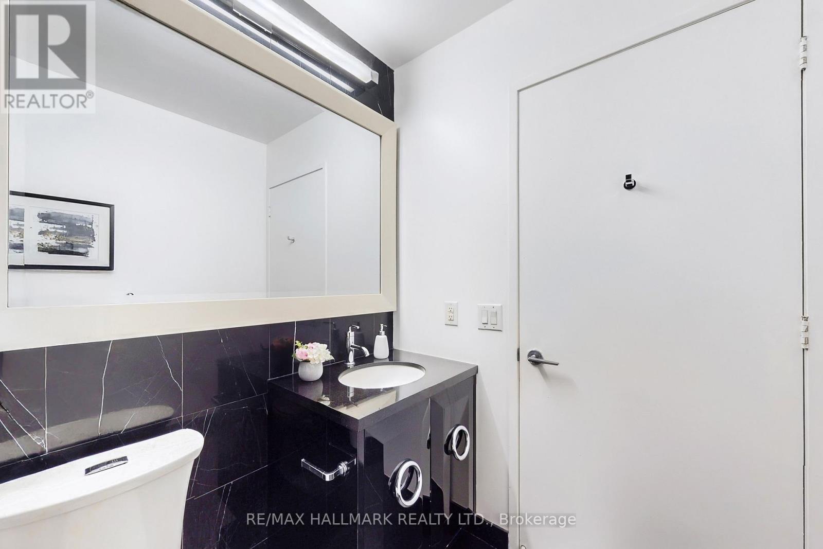 608 - 90 Park Lawn Road, Toronto, Ontario  M8Y 0B6 - Photo 31 - W12514646