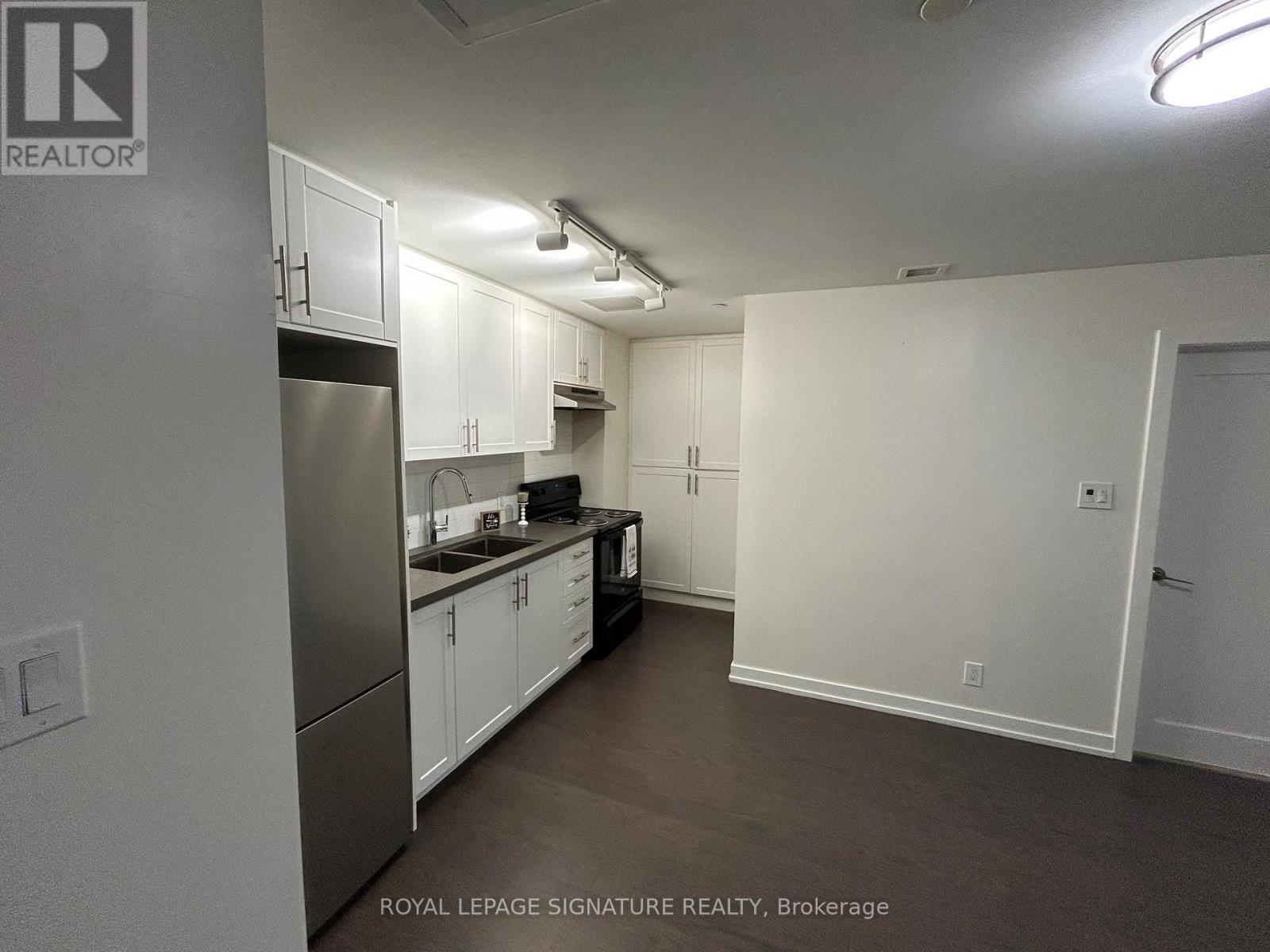 B101 - 46 Panorama Court, Toronto, Ontario  M9V 4A4 - Photo 6 - W12514648